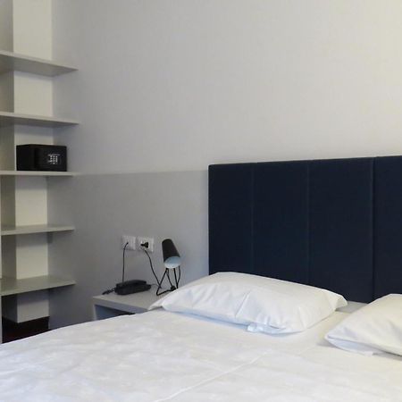 Hotel Villa Claudia Torbole Sul Garda Habitación foto